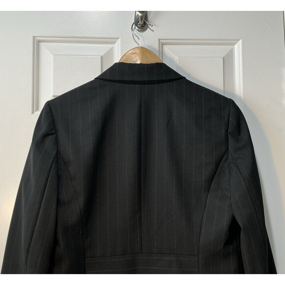NWT Ann Taylor Black Pinstripe Blazer Classic Fit Lightweight Wool Blend Size 8 - Picture 5 of 6